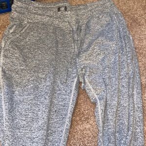 Cute comfortable never worn before GAPFIT joggers